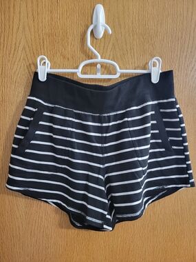 Athletic Works Black & White Striped Women's Athletic Shorts